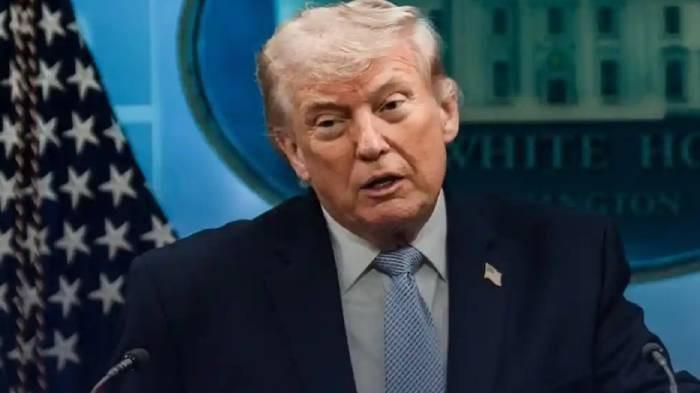 DILENGSERKAN - Foto diambil dari Facebook The White House, memperlihatkan Presiden AS Donald Trump dalam konferensi pers di Gedung Putih pada Senin (6/4/2026). Nasib Trump kini diujung tanduk imbas perang dengan Iran.