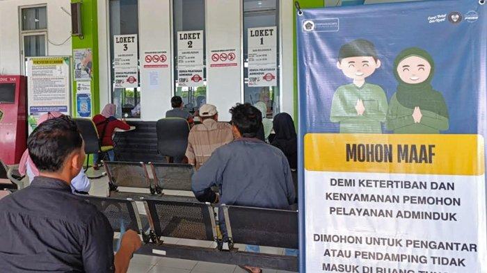 Kena Dampak Efisiensi Anggaran, Pelayanan Jemput Bola Adminduk Dispendukcapil Kab Blitar Dikurangi