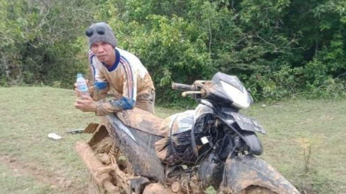 Perjuangan Hamsul Guru PPPK di Pulau Kangean Sumenep, Jalan Kaki 4 Jam demi Pergi ke Sekolah