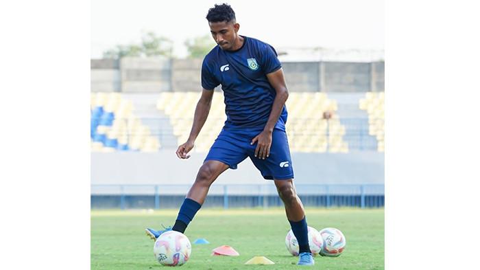 Baru Direkrut, Robertino Rigyaldo Siap Antar Gresik United Promosi Liga 2
