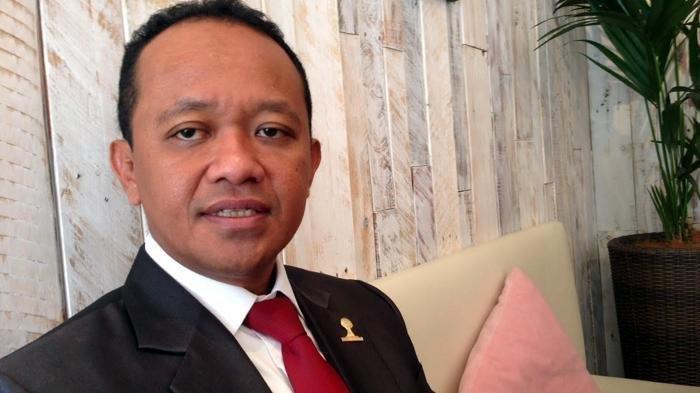 BAHLIL NAIK JET - Menteri ESDM Bahli Lahadalia, ia viral Naik Jet Pribadi saat Mudik Lebaran.