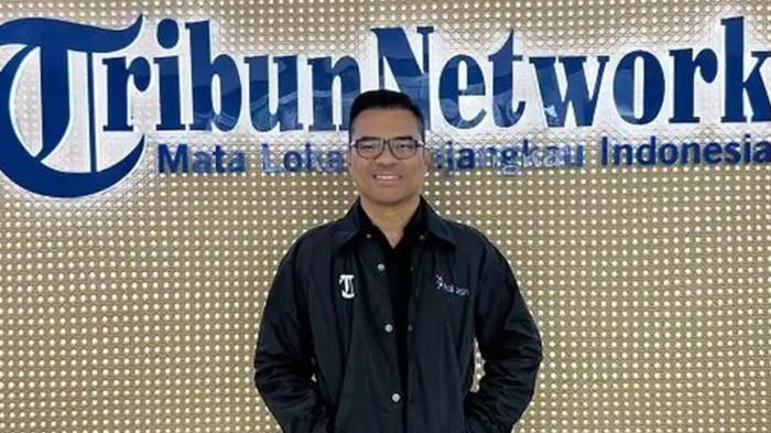 DIPUKULI - Ronald Sinaga alias Bro Ron, Wakil Ketua Umum Partai Solidaritas Indonesia (PSI) yang dipukuli orang di Menteng, Jakarta Pusat pada Selasa (5/5/202).