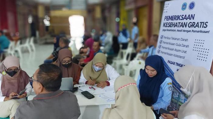 Cek Kesehatan Gratis Sasar Pedagang dan Pengunjung Pasar Lamongan