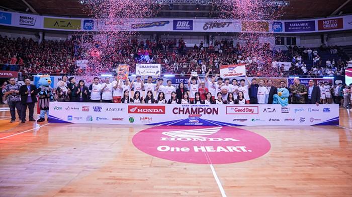Sinlui Kawinkan Gelar Juara DBL Surabaya 2025, Putra-Putri Tampil Dominan