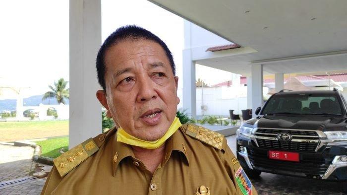 Sosok Gubernur Lampung. Arinal Djunaidi meminta perbaikan jalan rusak tidak diviralkan kembali.