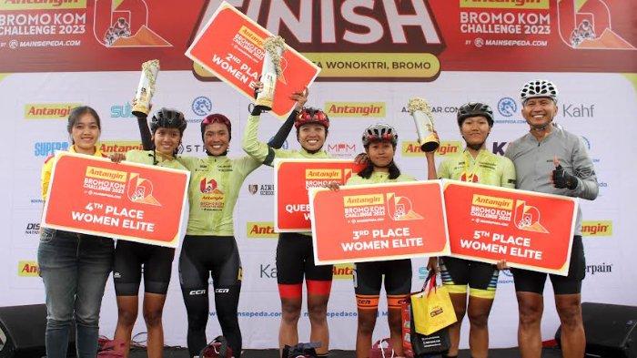Abdul Soleh-Chika Zerra Pertahankan Gelar Raja dan Ratu Tanjakan Antangin Bromo KOM Challenge 2023