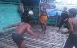 ABK Hilangkan Jenuh dengan Main Sepak Takraw