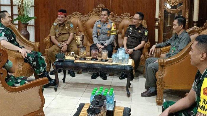 Awasi Dan Evaluasi Pelaksanaan TMMD, Tim Wasev TNI Temui Forkopimda Nganjuk