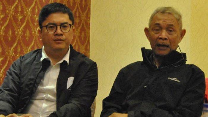 Goenawan Mohamad, sastrawan yang juga aktivis media hadir di acara Partai Solidaritas Indonesia (PSI) bersama politisi PDI Perjuangan, Andi Budiman di Surabaya, Sabtu (6/4/2019).