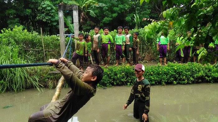 Seru-seruan Belajar dan Wisata di Kampung Tani Tulungagung