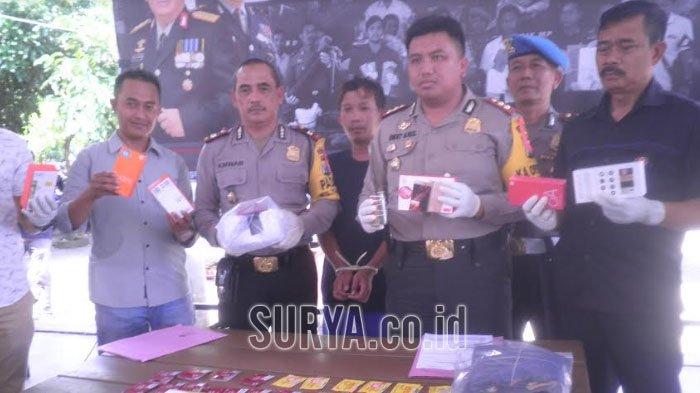 Pria Trenggalek Bobol Konter HP Lalu Kabur ke Batu, 'Modalnya' Cuma Belati dan Obeng
