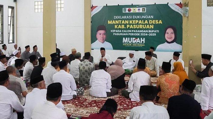 Diperkuat Mantan Kades se-Pasuruan, Cabup Gus Mujib Ajak Bersama Membuat Masalah Jadi Mudah