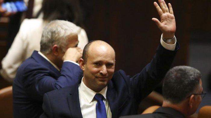 Naftali Bennet PM Israel usai mengalahkan Benjamin Netanyahu dalam pemilihan di Parlemen Israel, Minggu (13/6/2021).