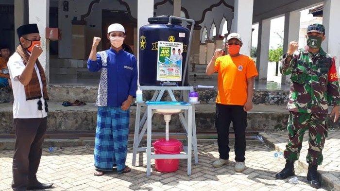 Pemkab Pamekasan Distribusikan Bantuan 1.089 Bantuan Tandon Air ke Sejumlah Masjid dan Ponpes
