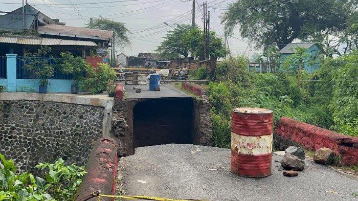 Bangun Jembatan Darurat Pasca Diterpa Banjir, Pemkab Mojokerto Siap Berhitung Dari BTT Rp 14 Miliar