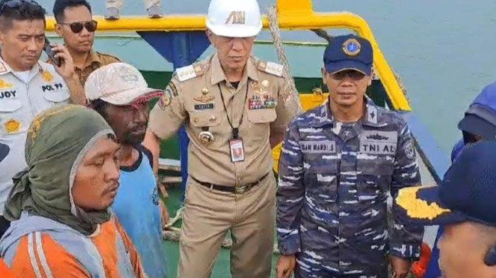 Larang Sekolah di Bangkalan Jual Seragam, PJ Bupati Persilakan Orangtua Membeli di Pasar