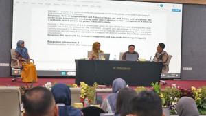 ARTIKEL-ILMIAH-Para-peserta-mendapatkan-bimbingan-langsung-dar.jpg