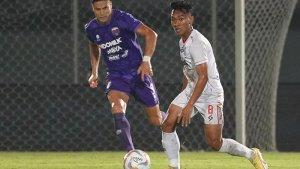 Arkhan-Fikri-gelandang-Arema-FC-jadi-salah-satu-pemain-kunci-saat-lawan-Persebaya.jpg