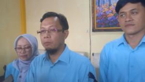 BERI-TRAUMA-HEALING-dr-Tantowi-Jauhari-Kepala-Ruang-Rawat-Inap-RS-Bi.jpg