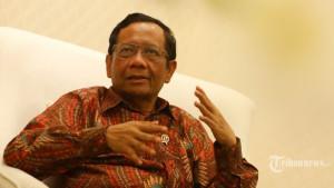 Beda-Tanggapan-Mahfud-MD-Soal-Sri-Mulyani-dan-Purbaya-Yudhi-Blak-blakan-Sindir-Gaya-Koboi.jpg