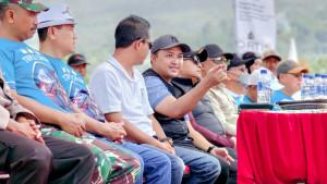 Bupati-Pasuruan-Rusdi-Sutejo-saat-membuka-acara-Kejuaraan-Pacuan-Kuda.jpg