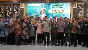 Bupati-Sidoarjo-Subandi-bersama-sejumlah-pejabat.jpg