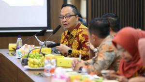 DPRD-Gresik-RSUD-Ibnu-Sina-sebagai-rumah-sakit-pendidikan-di-RSUD-Ibnu-Sina-Gresik.jpg