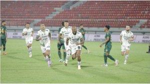 David-Da-Silva-saat-merayakan-gol-di-laga-Persikabo-vs-Persib-Bandung.jpg