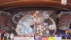 FUJIN-RAIJIN-Siji-Mania-SMAN-1-Surabaya-membentangkan-kor.jpg