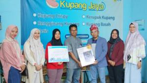 HARI-PELANGGAN-NASIONAL-Tim-dari-PLN-UID-Jatim-saat-melakukan-ku.jpg