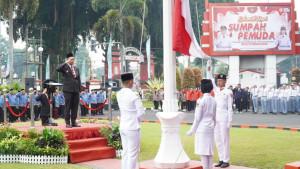 HARI-SUMPAH-PEMUDA-Wali-Kota-Blitar-Syauqul-Muhibbin-Mas-Ibim-memimpin-upac.jpg