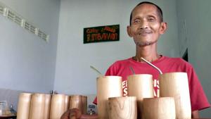 Harun-aktivis-lingkungan-senior-dari-Desa-Plosokandang-Tulungagung-Jatim.jpg