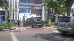 KPK-tetapkan-2-jaksa-Bondowoso.jpg