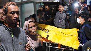 Korban-tewas-kecelakaan-maut-di-jalur-TNBTS-Kabupaten-Malang-Senin-1352024-malam.jpg