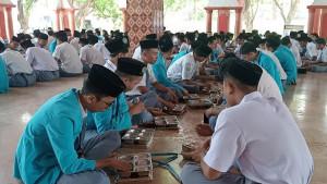 MBG-di-ponpes-Jombang-4.jpg