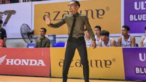 MENANG-Wahyu-Budi-Santoso-pelatih-tim-putra-SMA-Cita-Hati-East-Surabaya-Tim.jpg