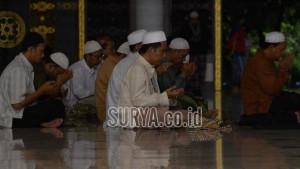 Makna-Doa-Allahumma-Khairan-Fii-Kulli-Amrin-Antaziruh-Permohonan-agar-Allah-Memberi-yang-Terbaik.jpg