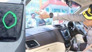 Mobil-ketua-PDIP-Kota-Parepare-Andi-Mustafa-Mappangara-yang-dikabarkan-ditembak-OTK.jpg