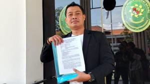 Mohamad-Rofian-selaku-kuasa-hukum-terdakwa-Rohmad-Tri-Hartanto-alias-Antok-1592025.jpg