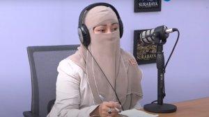 Noer-Hinda-Moejib-saat-menjadi-narasumber-dalam-podcast-Harian-Surya-dan-Tribun-Jatim-Network.jpg