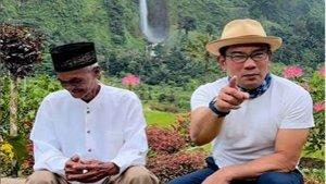 PESAN-BIJAK-Di-Balik-Pertemuan-Ridwan-Kamil-Dan-Abah-Jajang-Jadi-Alasan-Tak-Jual-Rumah.jpg