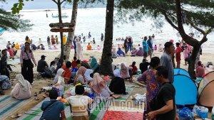 Pantai-Mutiara-Desa-Tasikmadu-Kecamatan-Watulimo-Kabupaten-Trenggalek-2.jpg