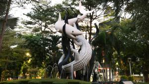 Patung-Suro-dan-Boyo-1672025jpg.jpg