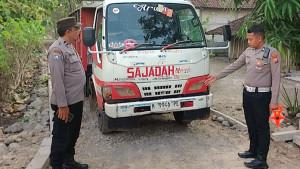 Pejalan-Kaki-Tewas-Tertabrak-Dump-Truk-Mundur-di-Ngawi.jpg