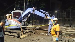 Pekerja-Proyek-Gorong-gorong-di-Surabaya-Meninggal-Dunia.jpg