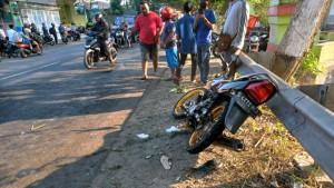 Pemotor-Megapro-Tewas-Seketika-Usai-Tabrak-Truk-Tronton-di-Cukir-Jombang-Jatim.jpg