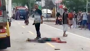 Pemuda-Kecamatan-Balen-Tewas-Akibat-Gagal-Salip-Dump-Truk-di-Jalan-Bojonegoro-Cepu-Jatim.jpg
