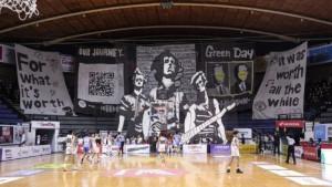 Penampilan-terakhir-Vamos-Drei-di-DBL-Surabaya-2025-musim-ini.jpg