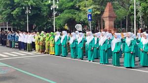 Peringatan-Hari-Santri-di-Trenggalek-Jatim-9102025.jpg
