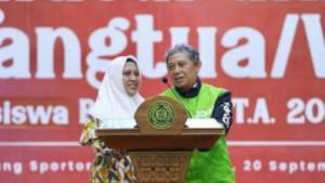 Perjuangan-Arief-Sopir-Ojol-di-Ponorogo-Antar-Anak-Raih-Beasiswa-FK-UMY-Motor-Butut-Saksi-Bisu.jpg